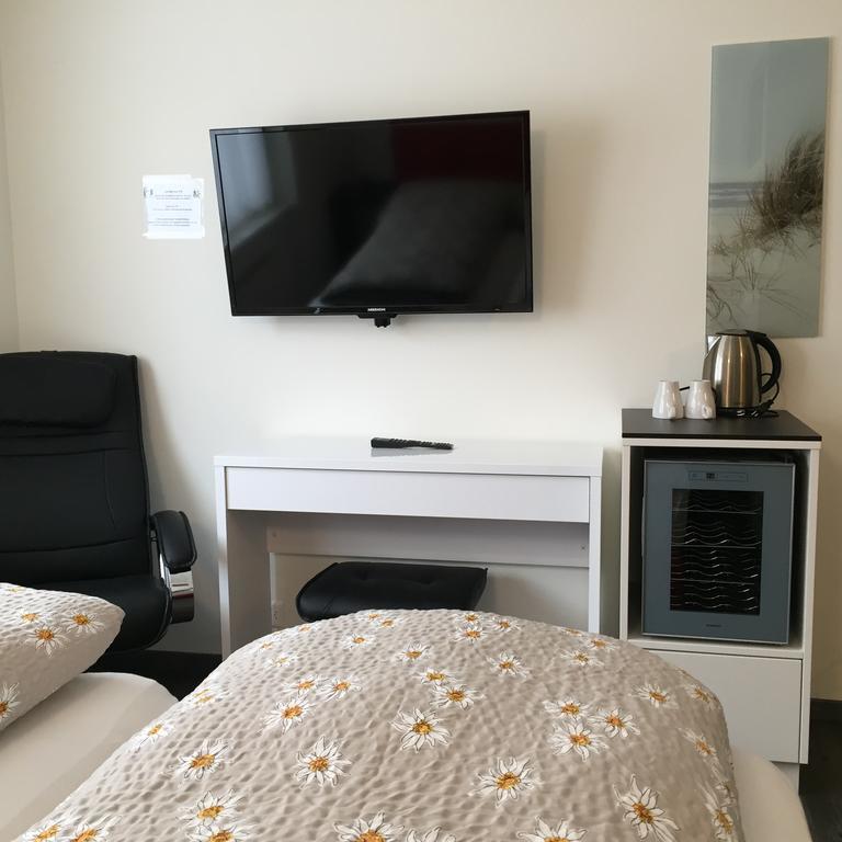 Roemerhof - Hotel With Self Check-In Brigerbad Ngoại thất bức ảnh
